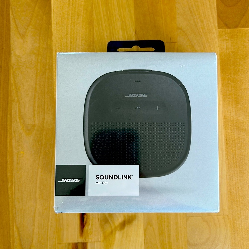 NEW BOSE Sound Link Micro Speaker, Bluetooth
